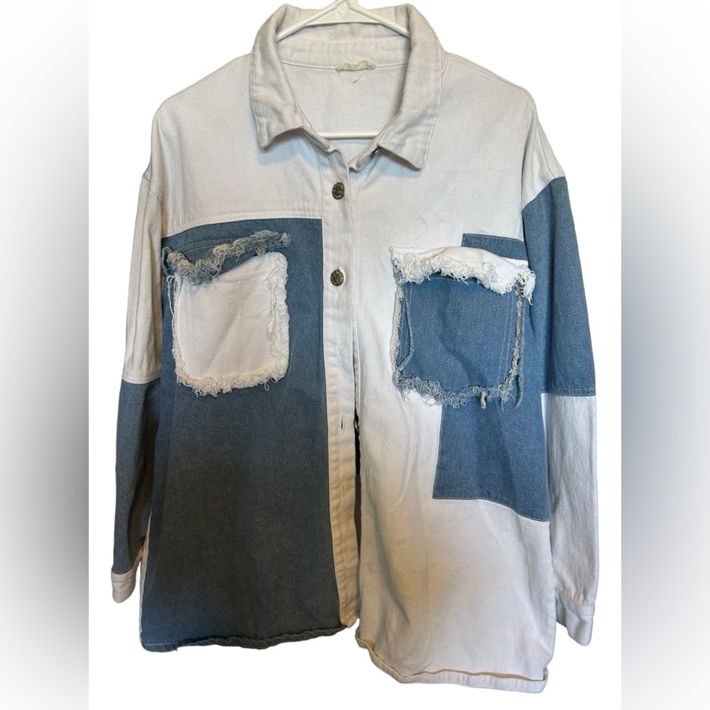 Miss Me Long Sleeve Colorblock Patched
Denim Button Up Shacket Size Large